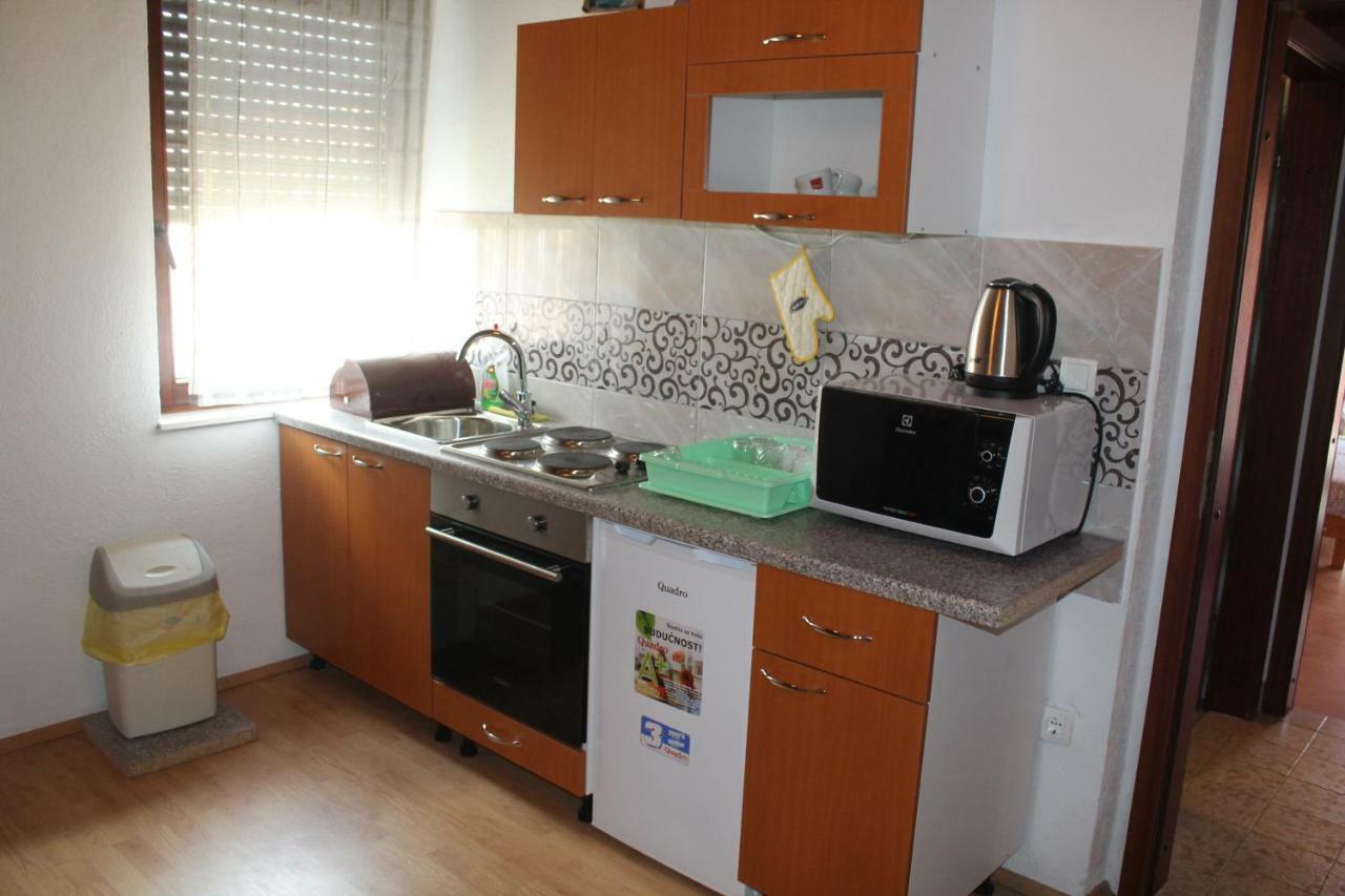 Apartman "Anamaria " Apartment โตรกีร์ ภายนอก รูปภาพ